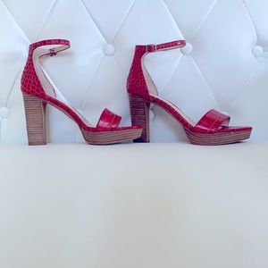Vince Camuto Platform Heel Sandals💃🏽NWOT